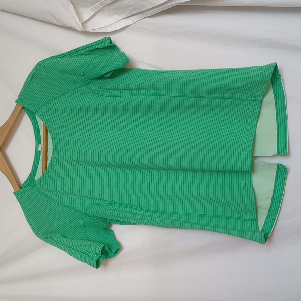 Lululemon shirt Quick Dry short sleeve T-shirt green 10